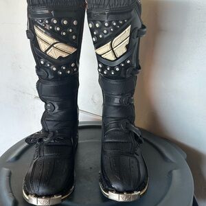 Dirt bike riding boots